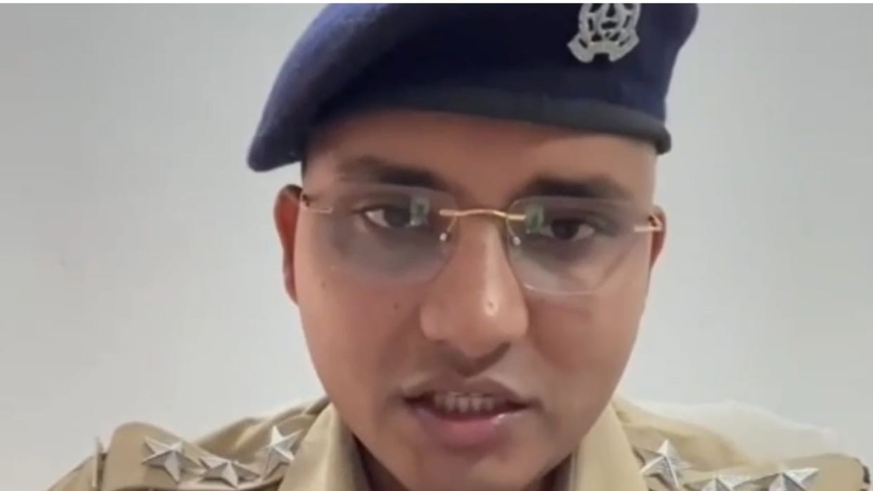 Chandauli Police Arrest Two Smugglers with 14 kg of Ganja
