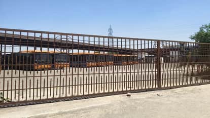 Electric bus operators go on strike after their PF is not deposited, adding to passenger woes