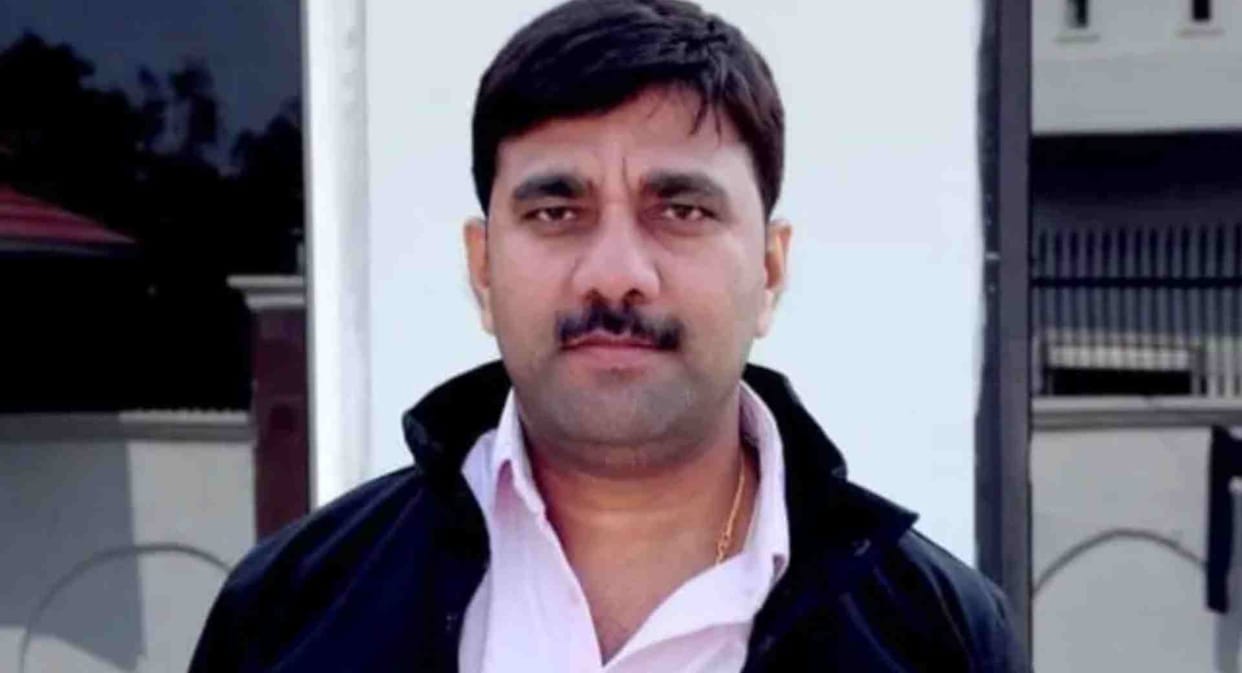 gopalganj jdu mla pappu pandey arrest warrant police raid land mafia case bihar news