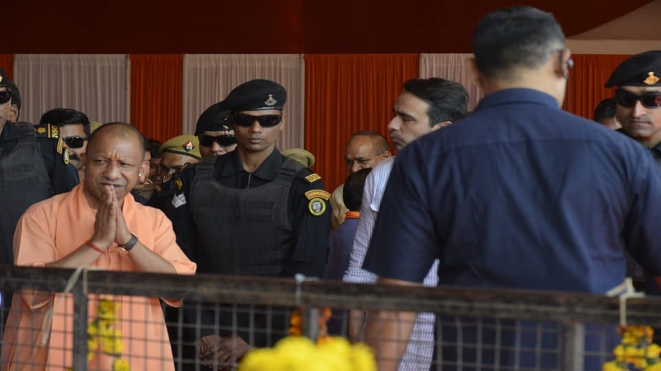 UP: Crisis on 20 thousand families of eight colonies of Muzaffarnagar, matter raised before CM, report sought