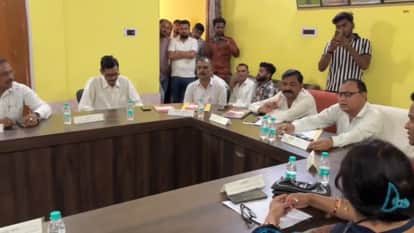 Budget Passed at Bilasanda Nagar Panchayat Board Meeting Amidst Uproar in Pilibhit