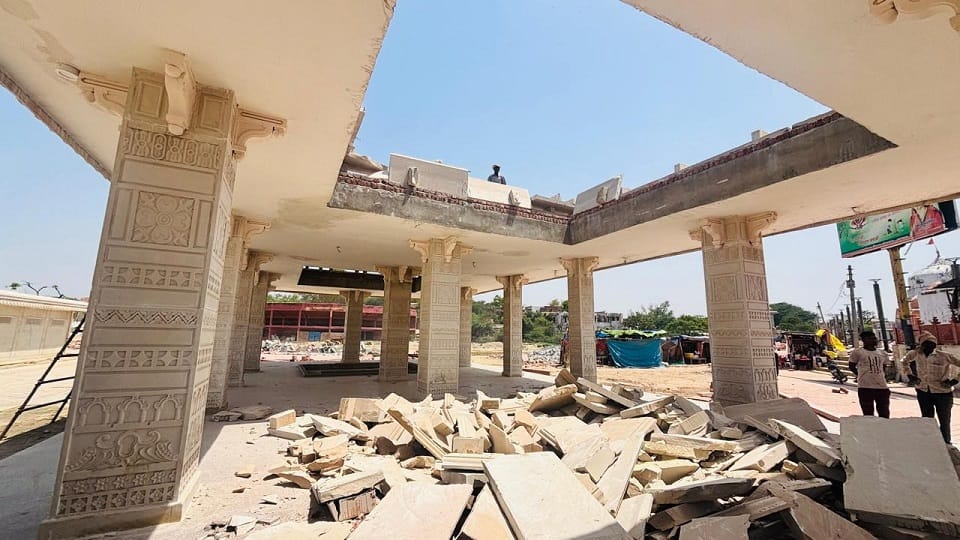MP Takes Strict Action at Bateshwar Corridor Halts Construction Over Design Flaws