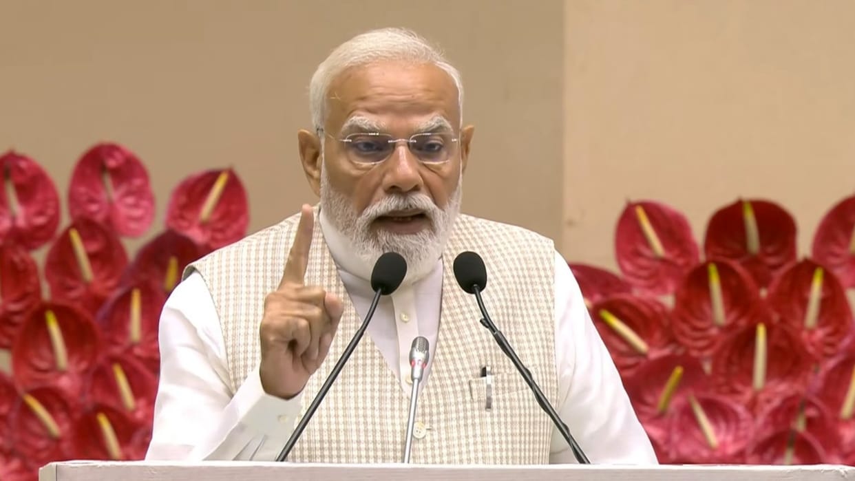 PM Narendra Modi Shares Sanskrit Shloka, Emphasizes Humility, Forgiveness and Noble Conduct