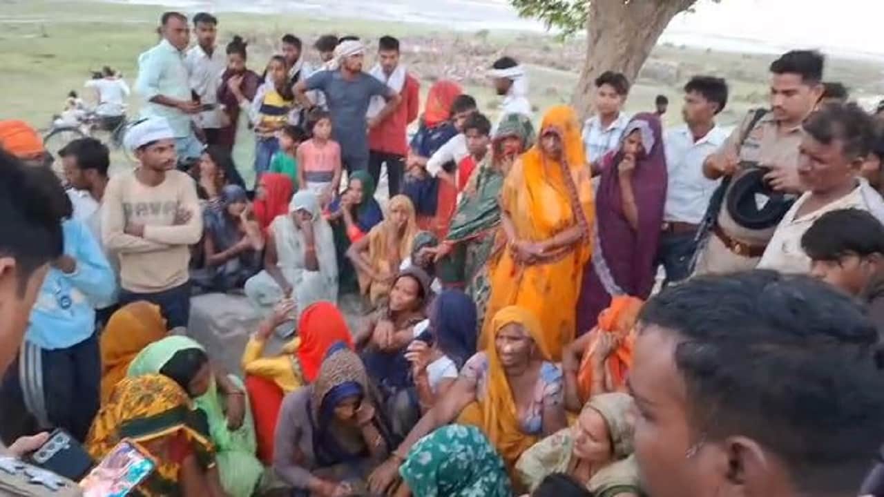 SDRF and Flood PAC Teams Engaged Searching for Two Brothers Who Drowned in the Ganga in Budaun