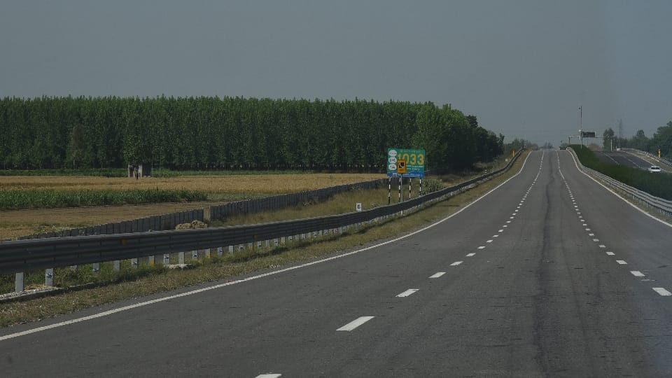 Varanasi-Kolkata Expressway: Environment Panel Clears 235-km Stretch Check Bengal Connectivity Wildlife Impact