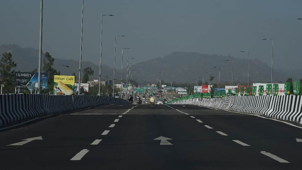 Delhi Dehradun Expressway Signal-Free Journey from Delhi to Dehradun Vehicles to Run Non-Stop