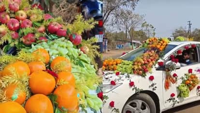 Groom car was decorated in a unique way fruits were seen instead of flowers video goes viral