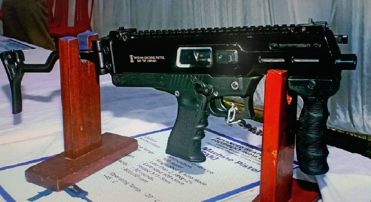 Kanpur SAF Pistols Sent to Jammu & Kashmir Police Belt Fed Machine Guns Also Supplied