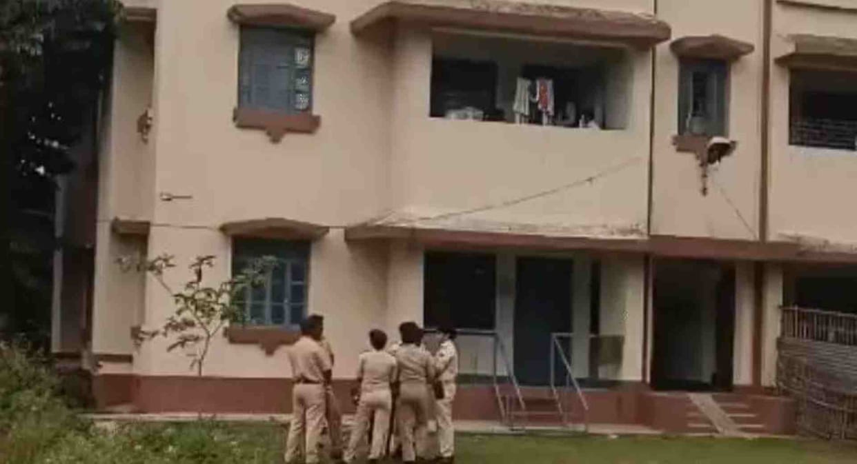 kishanganj-sho-abhishek-ranjan-eou-raid-disproportionate-assets-case-bihar-news