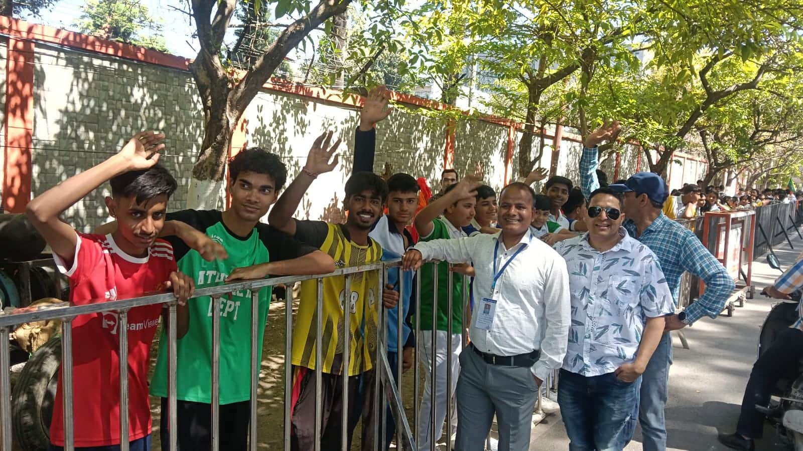 PM Modi Dehradun Visit: Crowds Swarm Streets to Welcome PM Children Arrive Dressed as Modi Photos