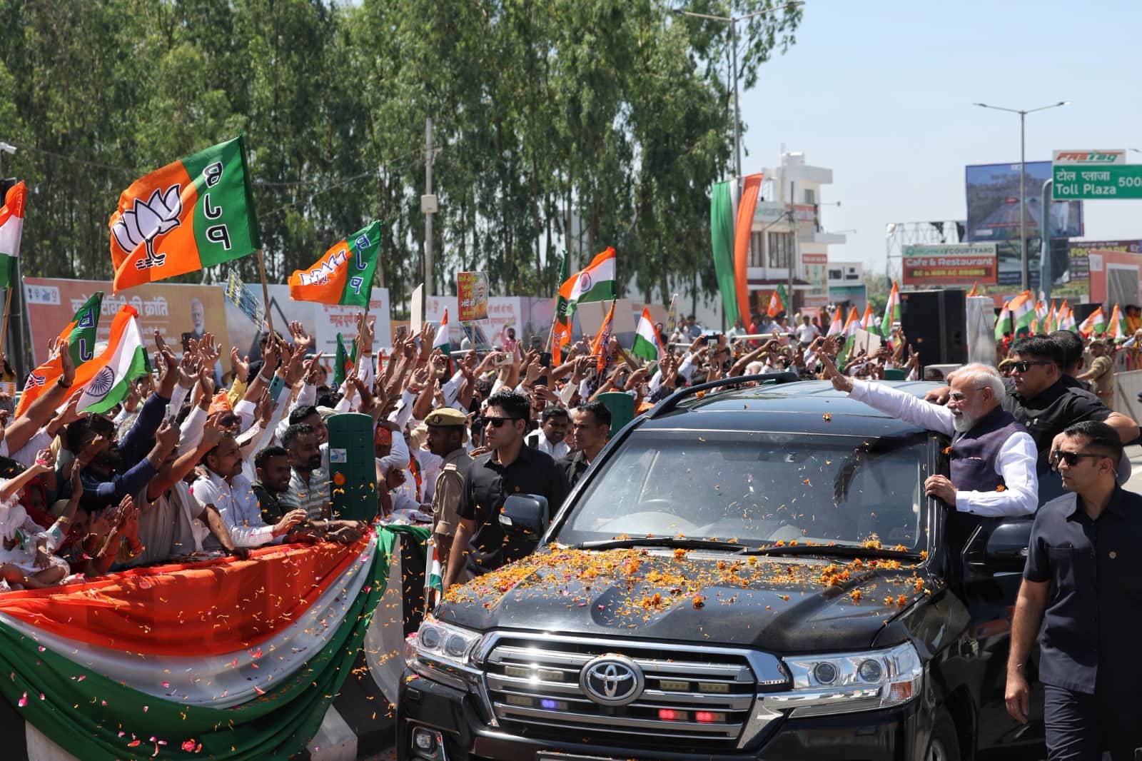 PM Modi Dehradun Visit 12-km roadshow for first time massive crowd turn out Photos