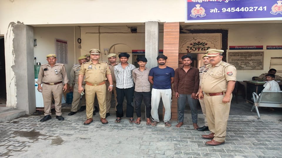 Police bust interstate theft gang four thieves arrested