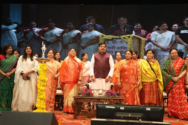 Indore: मुख्यमंत्री मोहन यादव बोले- कांग्रेस वंदे मातरम का विरोध करने वालों का बचाव करती है