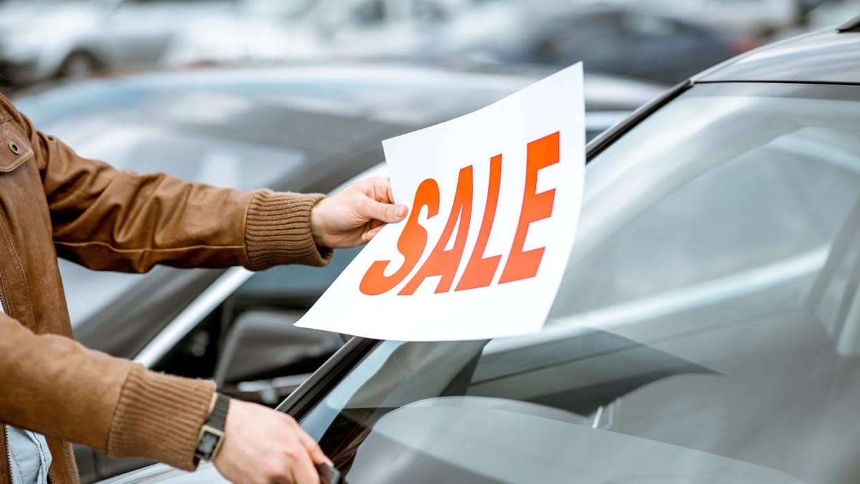 Don't Fall Odometer Scams: Crucial Checklist Before Buying Second-Hand Car