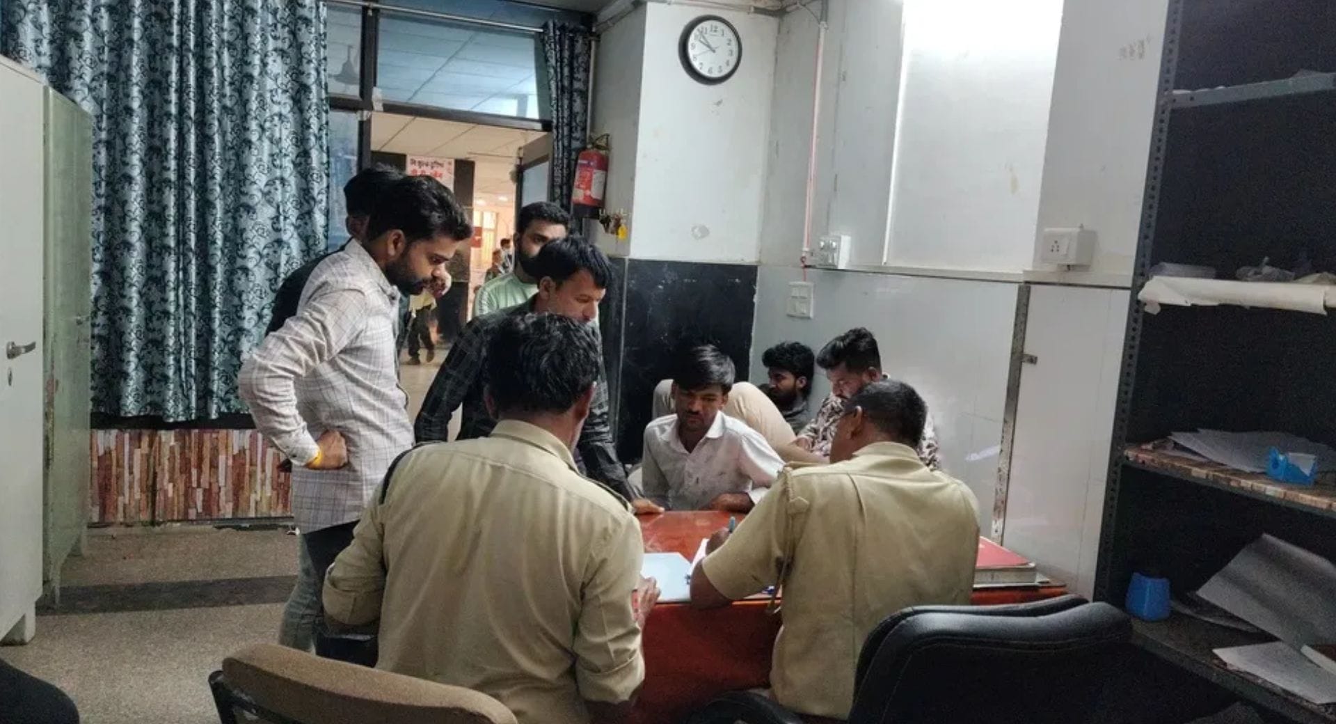 राजगढ़ जिले में हुए हादसे के घायलों को झालावाड़ रेफर किया गया