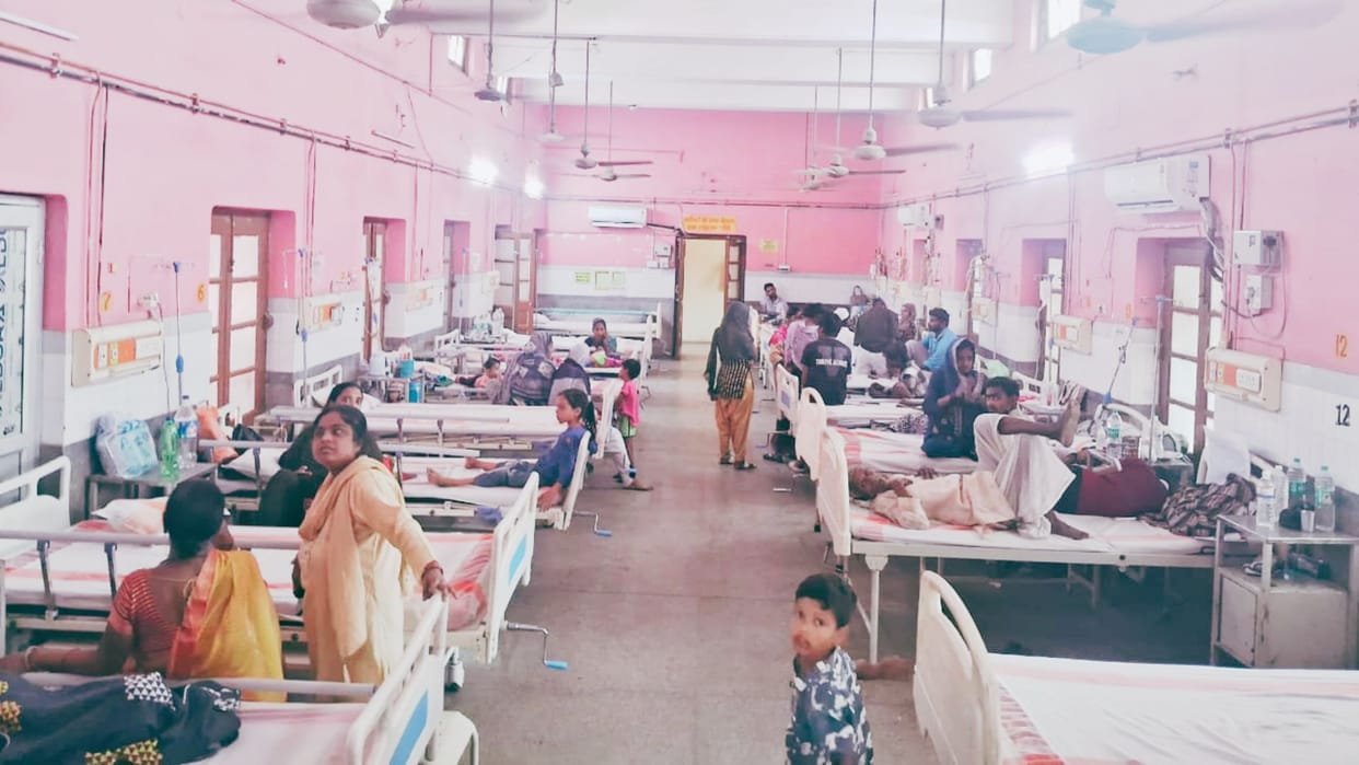 Over 200 Children in Varanasi Show Symptoms of Diarrhea Due to the Heat Doctors Advise Caution