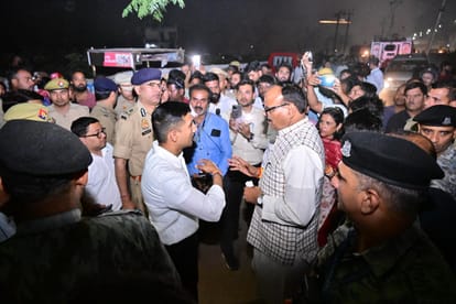 Lucknow fire: 1,200 huts burned to ashes, cylinders exploded like firecrackers; 22 fire engines engaged in ext
