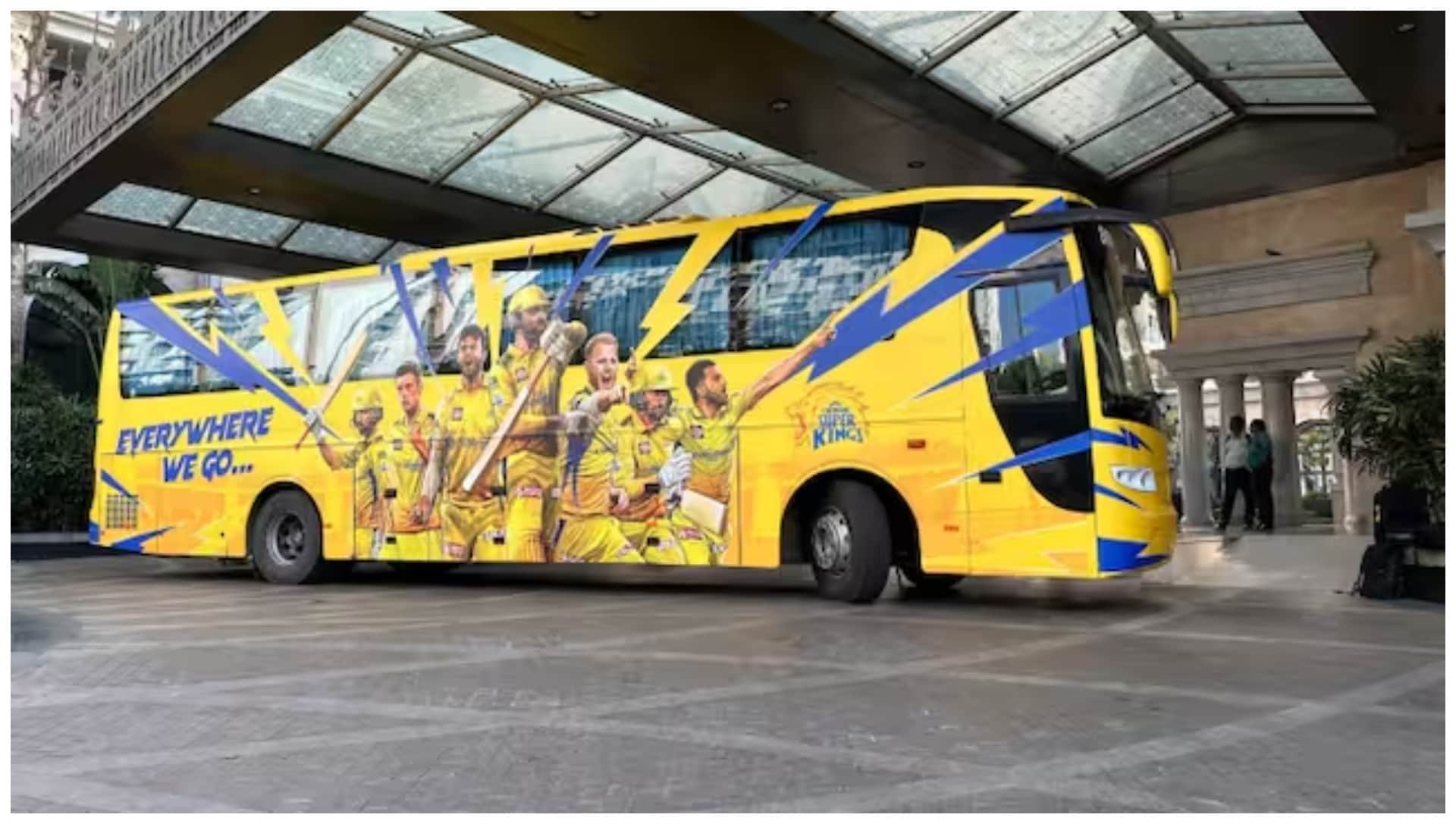 Inside IPL’s Moving 5-Star Team Buses: Luxury on Wheels Costs Up to ₹1.5 Crore