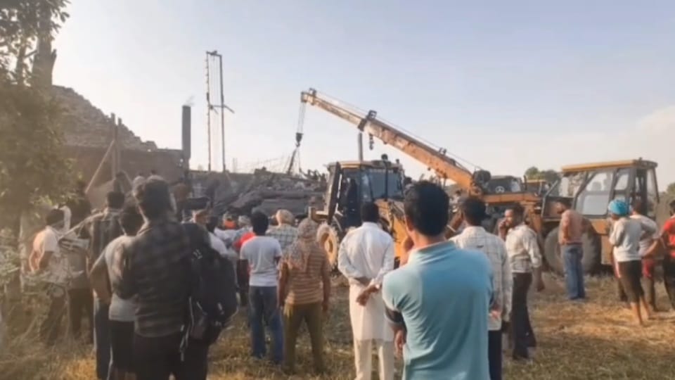 House slab collapses in Ferozepur four laborers trapped three rescued
