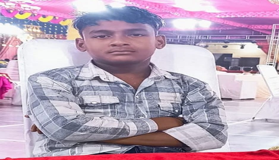 teenager died when a tractor overturned during a procession in Kashipur