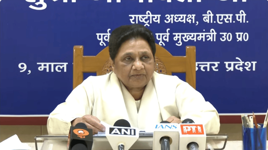 Cylinder prices rise: Mayawati says people are restless,
