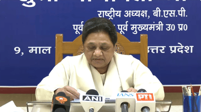 UP: Outrage Erupts Over Power Crisis; Midnight Chaos and Protests—Akhilesh Yadav Says: "Only Prices Are Rising