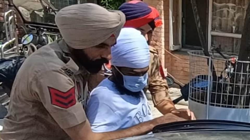 Amritpal Singh Mehron main accused in the Kamal Bhabhi murder case kept both of Kanchan's phones in Dubai