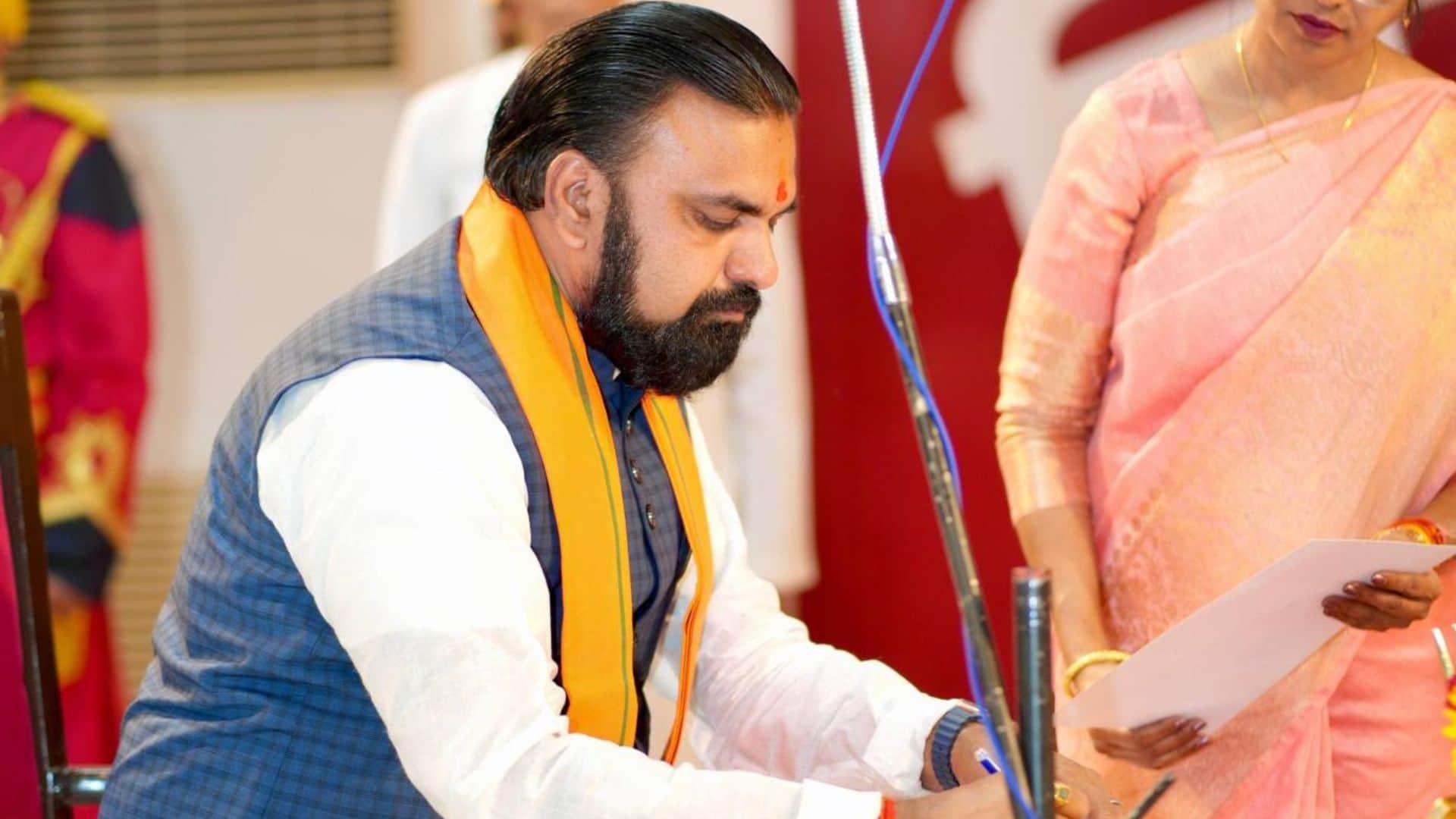 How did CM Samrat Chaudhary meet Nitish Kumar what did he do after taking oath as Chief Minister