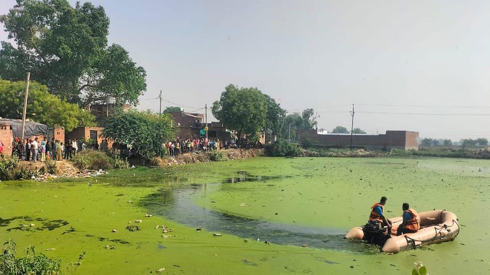 Tragic Death in Agra: Man Drowns in Pond Allegedly Under Influence of Alcohol