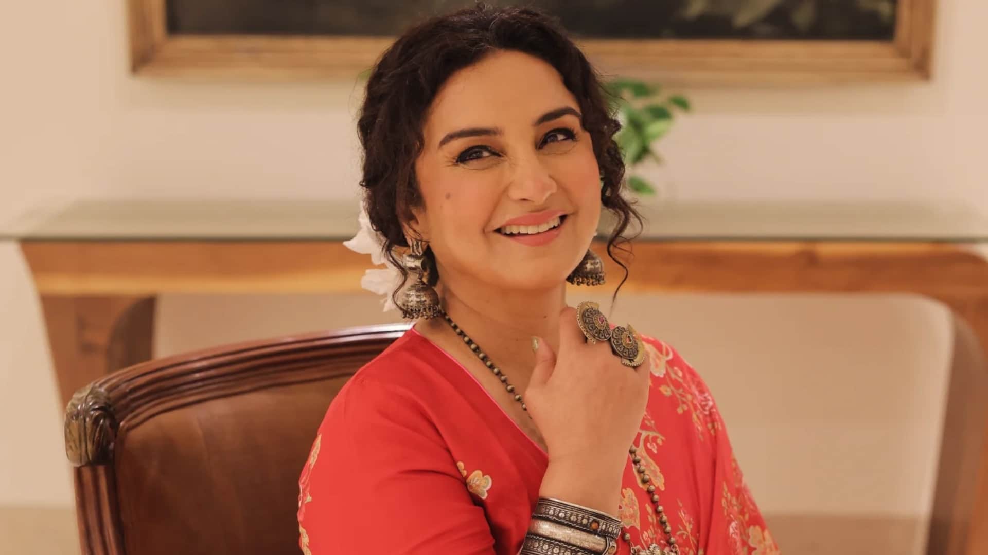 Divya Dutta Exclusive Interview Actress Share Her Life And Career Unknown Facts