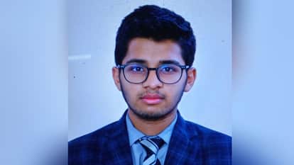 CBSE 10th Results: Vivaan, student of KL International School, Meerut topped, scored 497 marks out of 500.