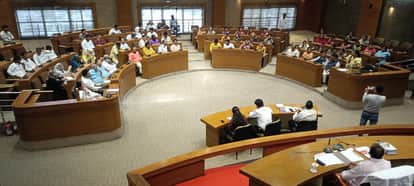 Bhopal News: 'Nari Shakti Vandan' Initiative Approved at Bhopal Municipal Corporation Meeting; Questions Raise