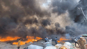 fire break out in Ghaziabads slums An eyewitness comes forward says 10 children missing