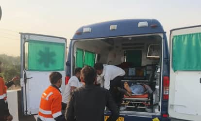 Kanpur Accident Unidentified Vehicle Runs Over Motorcyclists Three Dead and One Critically Injured