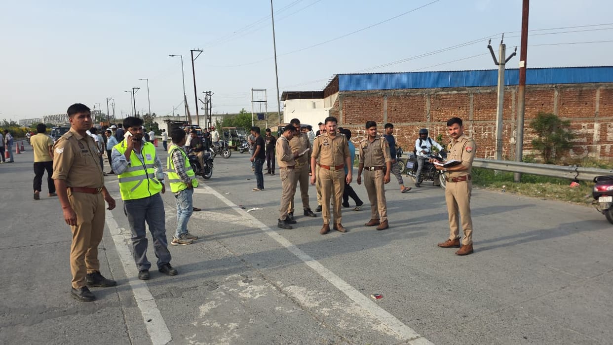 An uncontrolled car broke divider and crushed three women in Hapur