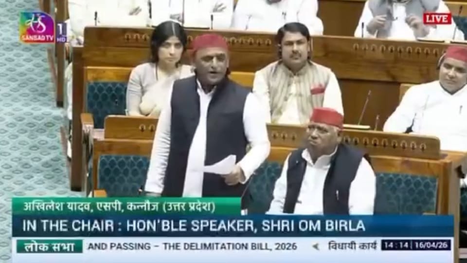 UP: Akhilesh Yadav raised the issue of Central Market in Lok Sabha, said - BJP is not seeing the tears