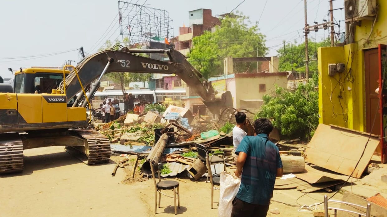 Varanasi News Bulldozers Demolish 38 Structures for Mohan Sarai-Cantt Six-Lane Project Eight Spared