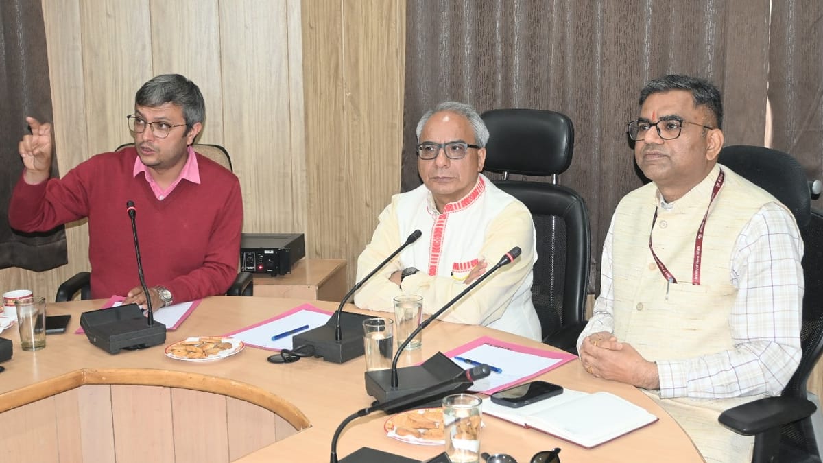 Himachal: वैज्ञानिक बोले- हर साल एक से 17 मिमी तक ऊपर उठ रहा हिमालय, तरक्की भी प्रकृति नियमों के विपरीत