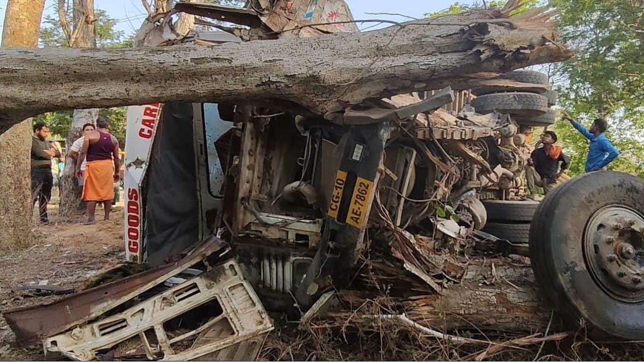 पेंड्रा-कोटमी मुख्य मार्ग पर हादसा