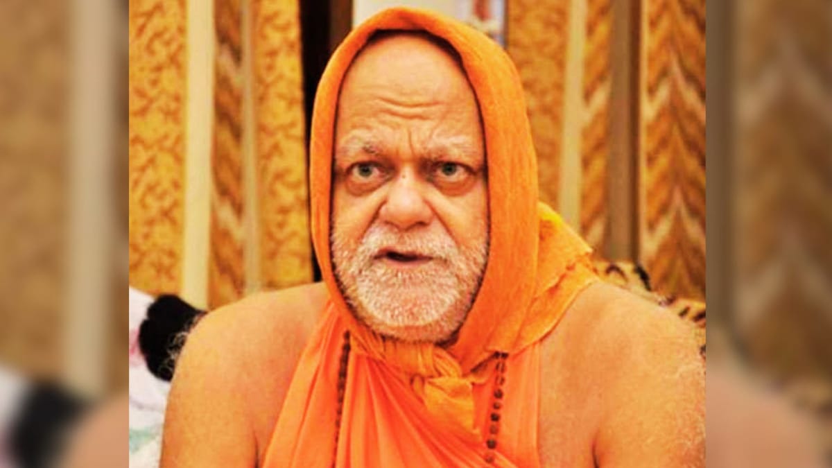 पुरी शंकराचार्य बोले : आघातों और षड्यंत्रों से सावधान रहें हिंदू, प्रतिदिन सवा घंटे भजन का प्रयास करें