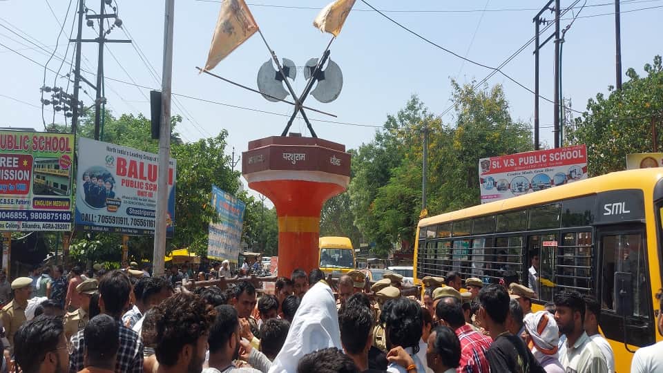 Agra Protest: Brahmin Community Angry Over Flags Incident at Parshuram Chowk