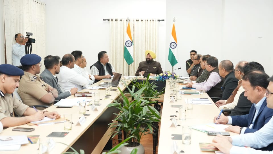 Char Dham Yatra 2026 Governor Holds Meeting Directs Strict Action Against Cyber crime Fraudulent