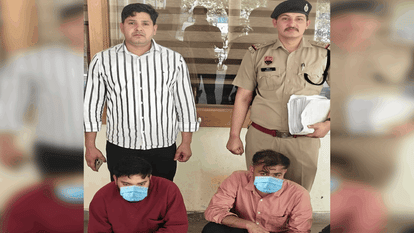 two Bank Employee from Faridabad Arrested for Committing Cyber Fraud Worth 4 Crore rs