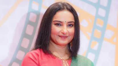 Divya Dutta Exclusive Interview Actress Talk About Her Pranks And Movie Veer Zaara