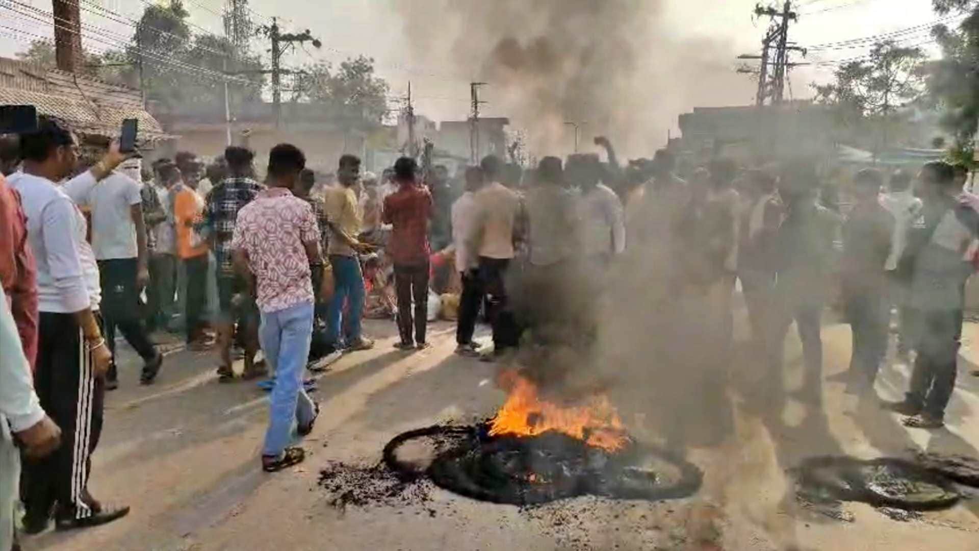 Baran Tragedy: Young Siblings Killed in Collision with Mining Tractor; 3-Hour Traffic Jam on Shahabad Road