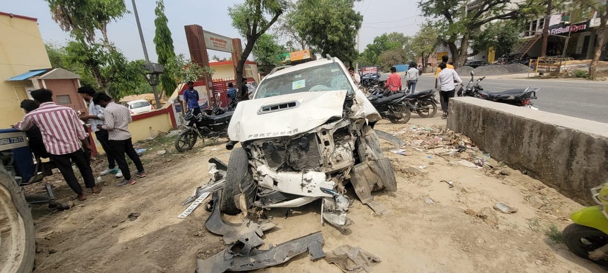 Car Bearing MLA Pass Collides with Motorcyclist, Two Dead