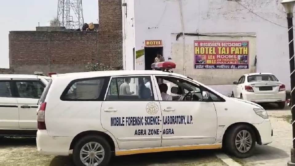 Youth Dies Under Suspicious Circumstances in Agra Hotel with Girlfriend, Family Alleges Murder
