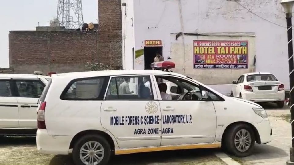 Girlfriend murders uncle in hotel room in agra