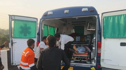 Kanpur Accident Divider turns fatal three people including uncle and nephew killed in truck collision
