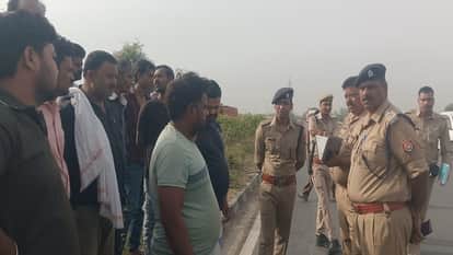 Chhibramau Youth Found Dead on Highway Bike and Helmet Missing Robbery-Murder Suspected